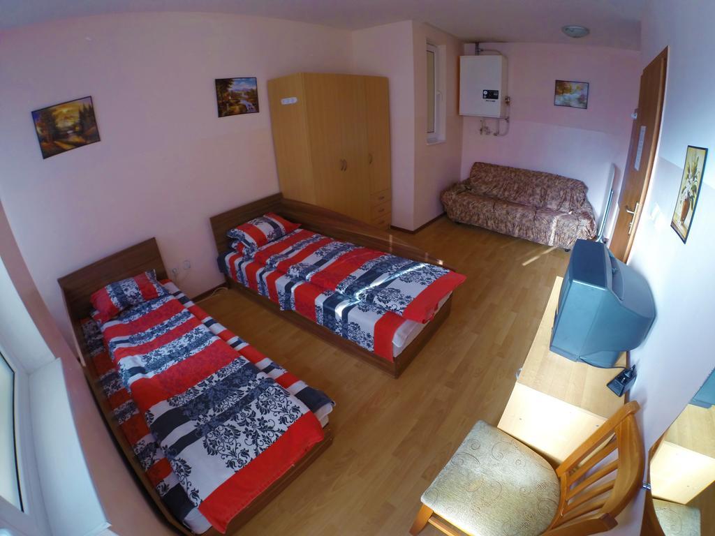 Our Home Guest Rooms Wielkie Tyrnowo Zewnętrze zdjęcie